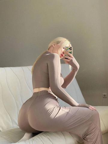 Ирина Прекрасная Брюнетка фото 3